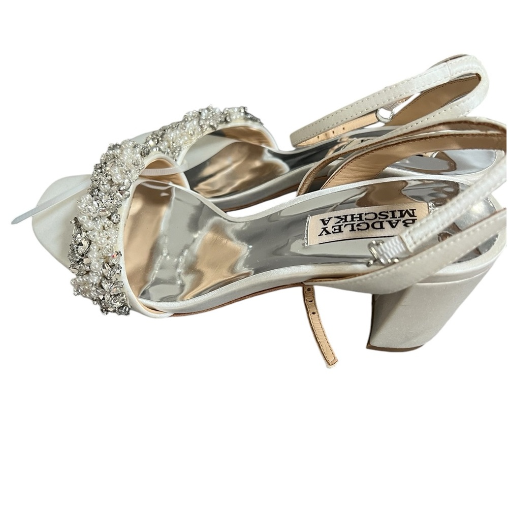 Badgley Mischka Women's Clara Heeled Sandal